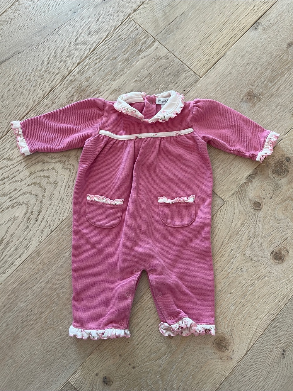 Kissy Kissy Pink Ruffle-Trim One-Piece romper size 0-3 months